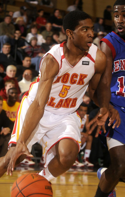 Offense clicks for Rocks in lopsided win